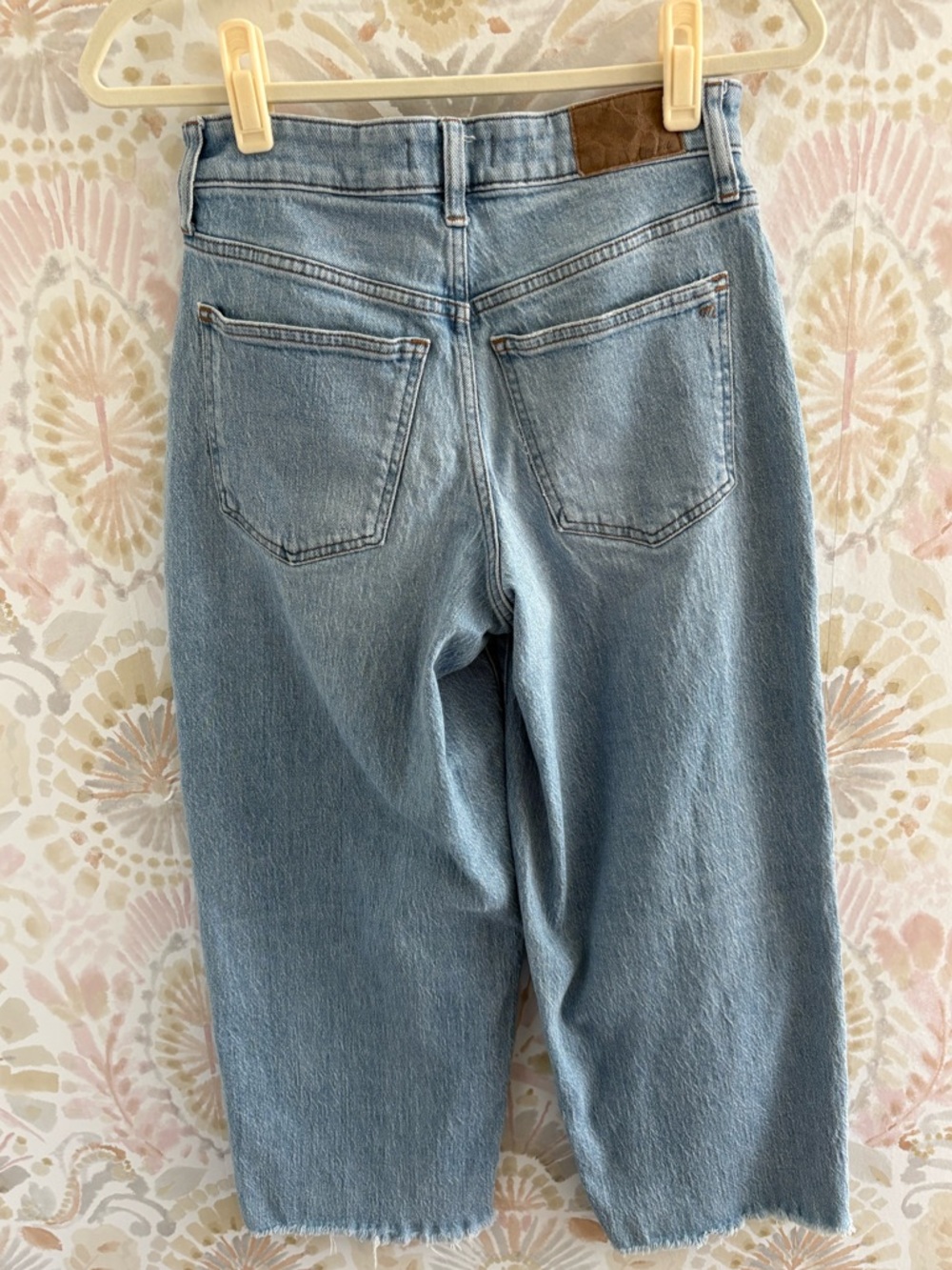 Madewell The Curvy Perfect Vintage Wide-Leg Crop Jean | Size 26 - Picture 7 of 10